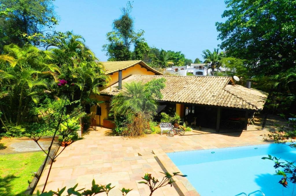 Casa de Vila à venda com 5 quartos, sendo 2 suítes, em Jardim Marajoara, São Paulo, SP