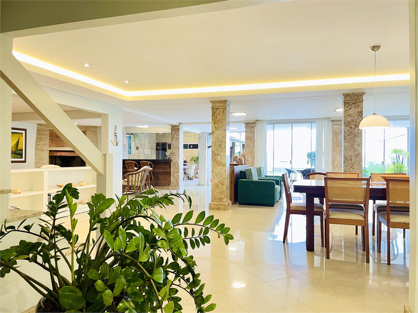 Casa à venda com 5 suítes no Centro, Porto Belo, SC
