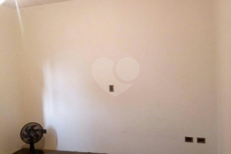 Casa Térrea à venda com 4 quartos, sendo 1 suíte, em Jardim Floresta, São Paulo, SP