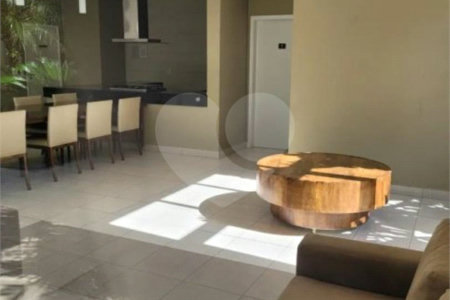 Apartamento à venda com 2 quartos em Parque Reboucas, São Paulo, SP