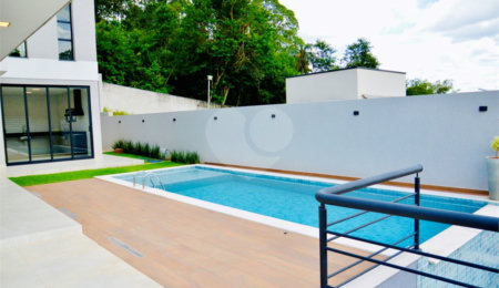 Casa à venda com 3 suítes no condomínio Quintas da Boa Vista, Atibaia - SP