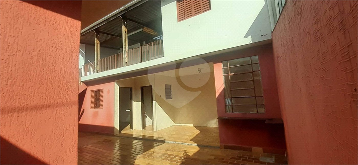 Casa à venda com 3 quartos, sendo 1 suíte, em Vila Gustavo, São Paulo, SP