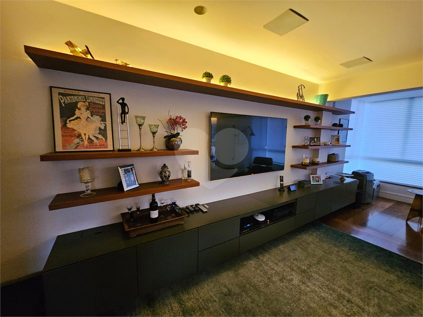 Apartamento à venda com 3 suítes em Indianópolis, São Paulo, SP
