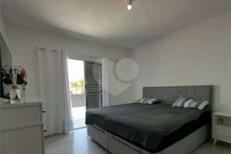 Sobrado à venda com 4 quartos, sendo 1 suíte, em Vila Pirituba, São Paulo, SP