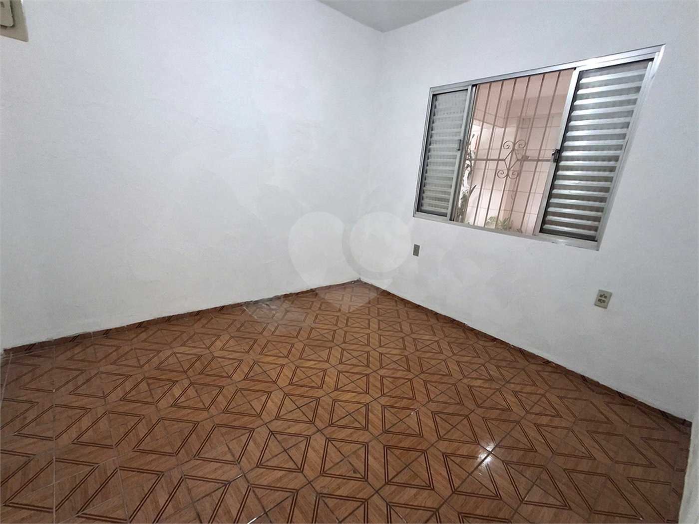 Casa à venda com 4 quartos em Vila dos Minérios, São Paulo, SP