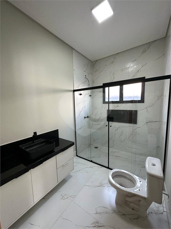 Casa à venda com 3 quartos, sendo 1 suíte,  no condomínio Lagos D Icaraí, Salto - SP
