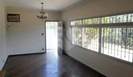 Casa à venda com 3 quartos, sendo 1 suíte, em BUTANTÃ, São Paulo, SP