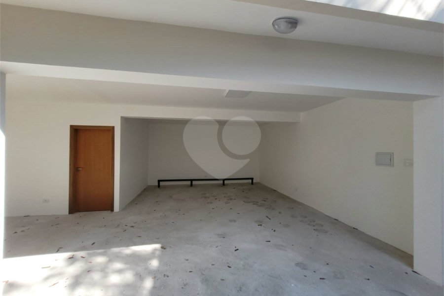 Casa Térrea à venda ou para alugar com 4 quartos, sendo 3 suítes,  em Horto Florestal, São Paulo, SP