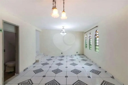 Sobrado à venda com 3 quartos, sendo 1 suíte, em Jabaquara, São Paulo, SP