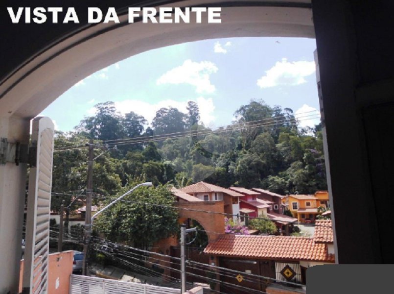 Sobrado à venda com 3 quartos, sendo 1 suíte, em Tremembé, São Paulo, SP