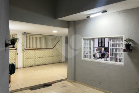 Sobrado à venda com 3 quartos em Cidade Kemel, São Paulo, SP