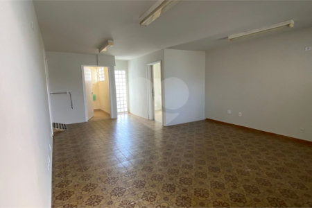 Casa à venda ou para alugar em Vila João Godói, Araraquara, SP
