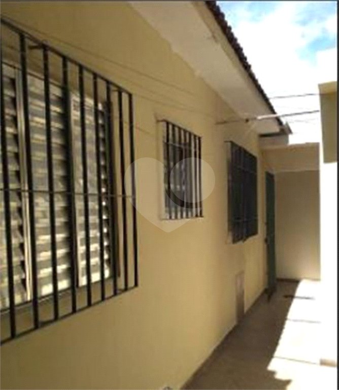 Casa Térrea à venda com 4 quartos, sendo 1 suíte,  em Vila Nivi, São Paulo, SP