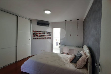 Casa à venda ou para alugar com 4 quartos, sendo 2 suítes, em City América, São Paulo, SP