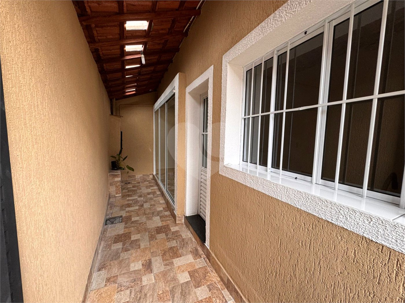Casa à venda com 2 suítes em Jardim Tranqüilidade, Guarulhos, SP