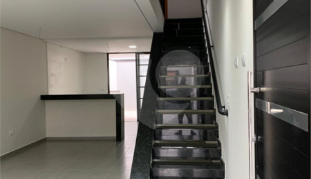 Casa à venda com 3 quartos, sendo 2 suítes, em Vila Francisco Matarazzo, Santo André, SP