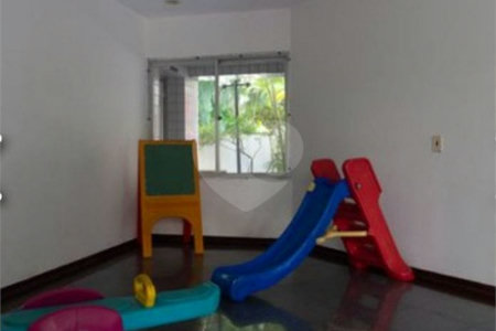Apartamento à venda com 3 suítes em Vila Andrade, São Paulo, SP