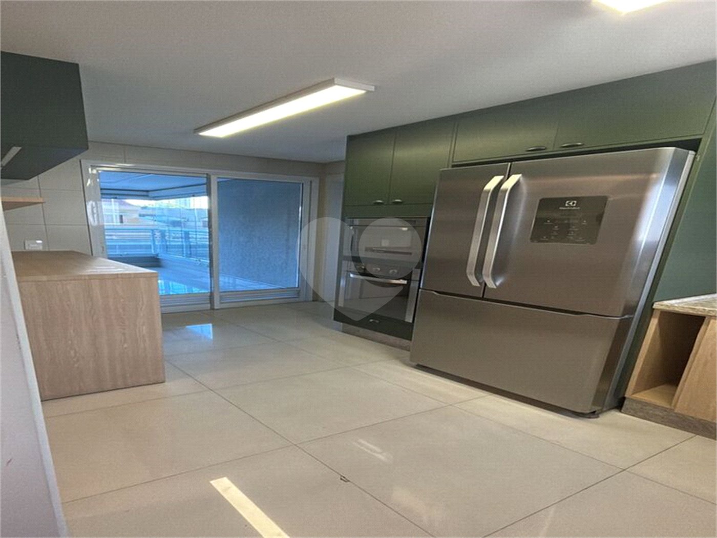 Apartamento para alugar com 3 suítes em Tatuapé, São Paulo, SP