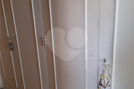 Apartamento para alugar com 3 quartos, sendo 1 suíte, em Vila Olímpia, São Paulo, SP