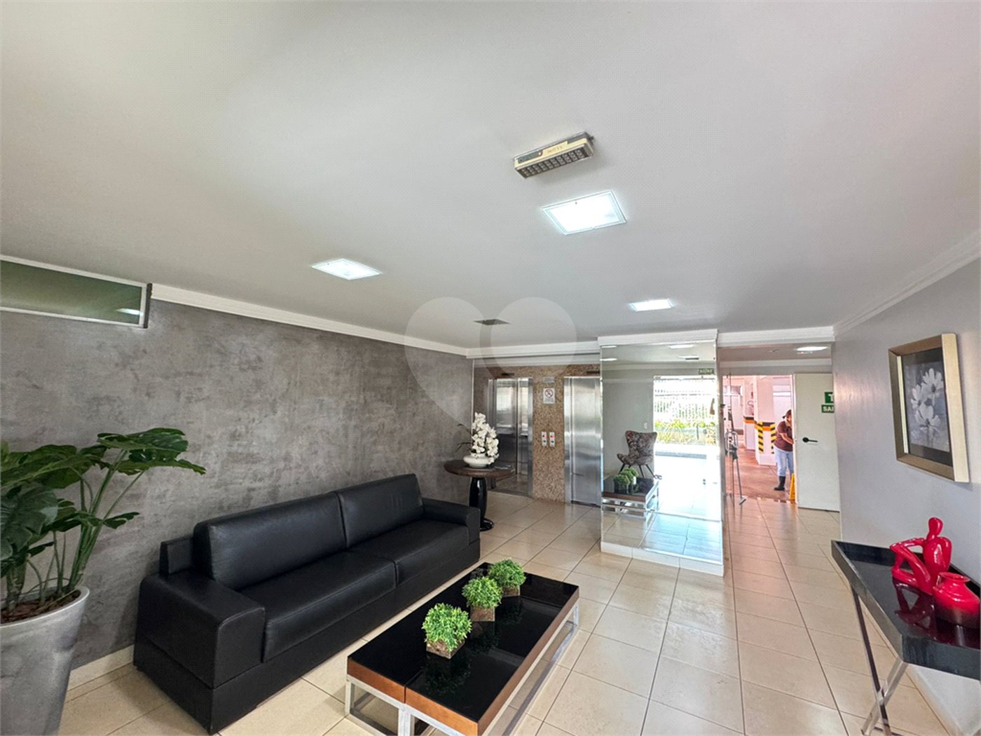 Apartamento à venda com 3 quartos, sendo 1 suíte,  em Jardim Paulista, Ribeirão Preto, SP