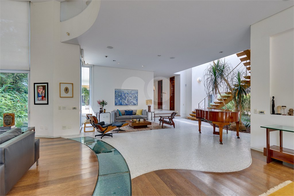 Casa à venda com 5 suítes em Alto da Boa Vista, São Paulo, SP