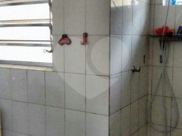 Casa à venda com 2 quartos, sendo 1 suíte,  em Solemar, Praia Grande, SP