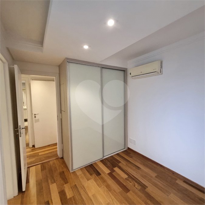 Apartamento à venda com 3 suítes em Santana, São Paulo, SP