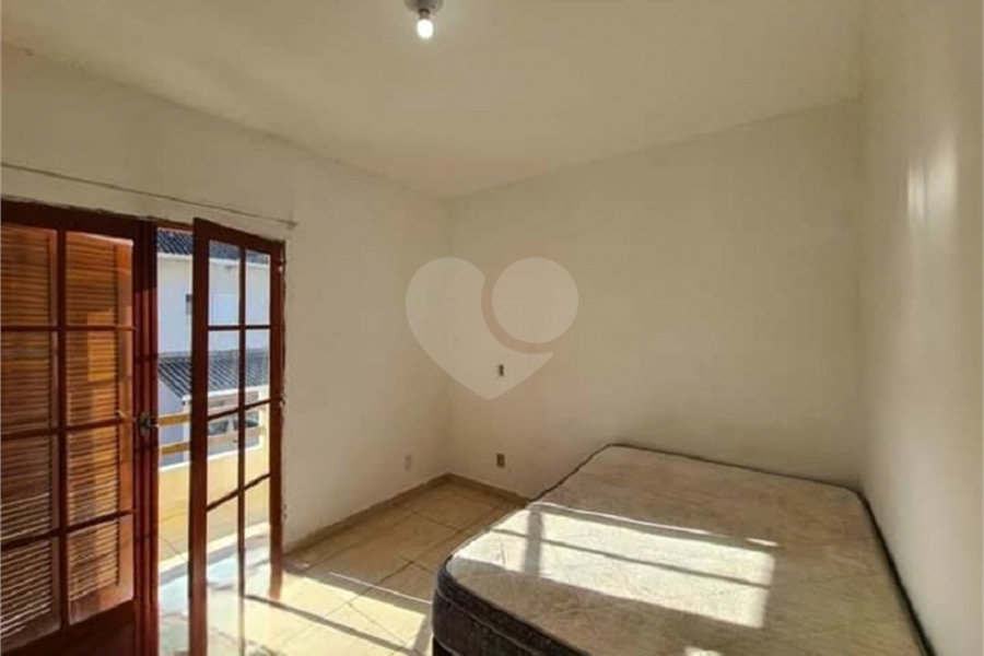 Casa à venda com 2 quartos no condomínio Villagio dos Pinhais, Pinhalzinho - SP