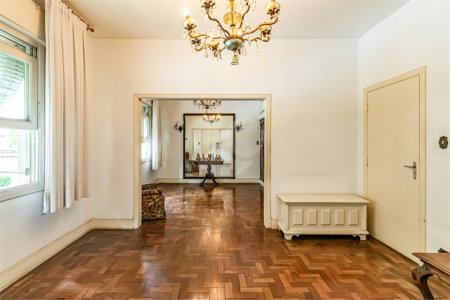 Casa à venda com 3 quartos, sendo 1 suíte, em Jardim Paulista, São Paulo, SP