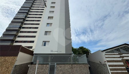 Apartamento à venda com 5 quartos, sendo 1 suíte,  no Centro, São Carlos, SP