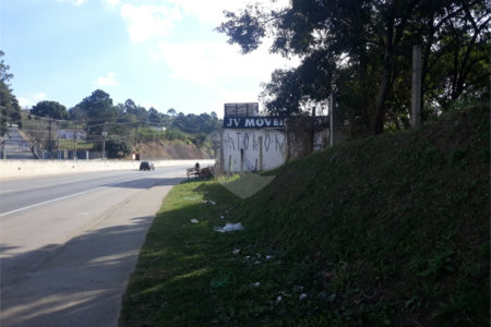 Terreno à venda em Vila Nova São Roque, São Roque, SP
