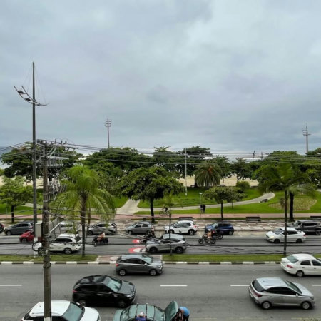 Apartamento com 3 dormitórios frente a praia à venda, 161 m² por R$ 2.200.000 - Gonzaga - Santos/SP