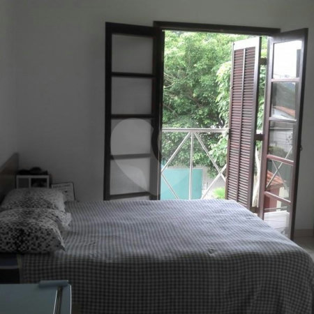 Sobrado à venda com 3 quartos, sendo 1 suíte, em Fazenda Morumbi, São Paulo, SP