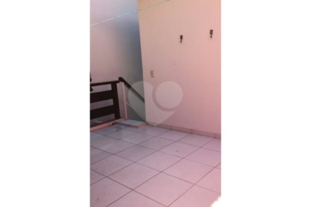Casa à venda com 3 quartos, sendo 1 suíte, em Vila Suzana, São Paulo, SP