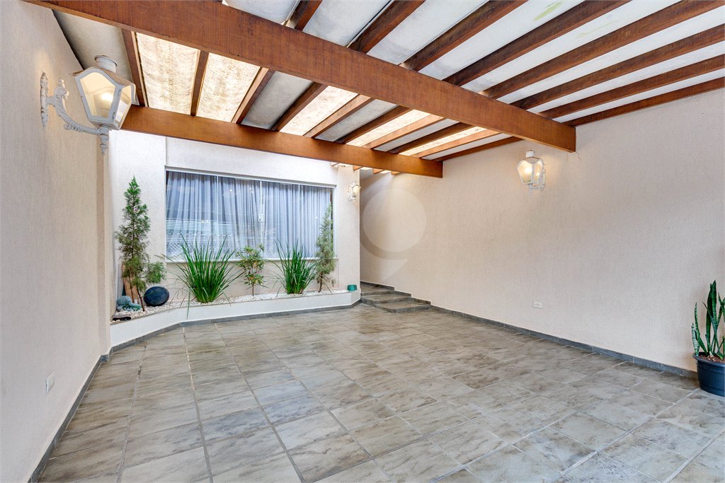 Sobrado à venda com 3 quartos, sendo 1 suíte, em Jardim Marajoara, São Paulo, SP