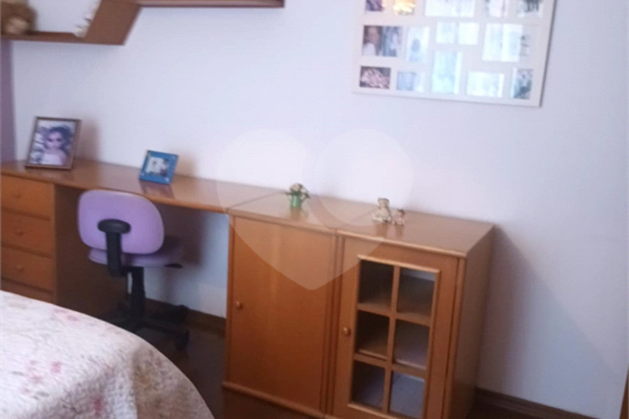 Sobrado à venda com 4 quartos, sendo 1 suíte, em Tremembé, São Paulo, SP