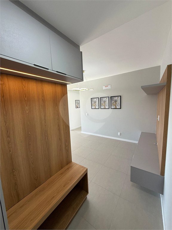 Apartamento à venda com 3 quartos, sendo 1 suíte, em Vila Yamada, Araraquara, SP