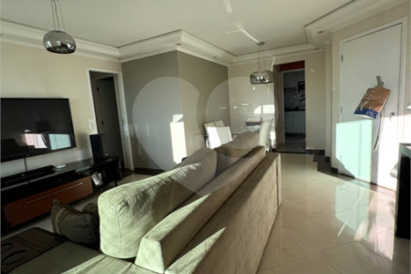 Apartamento à venda com 3 quartos, sendo 1 suíte,  em Vila Dom Pedro II, São Paulo, SP