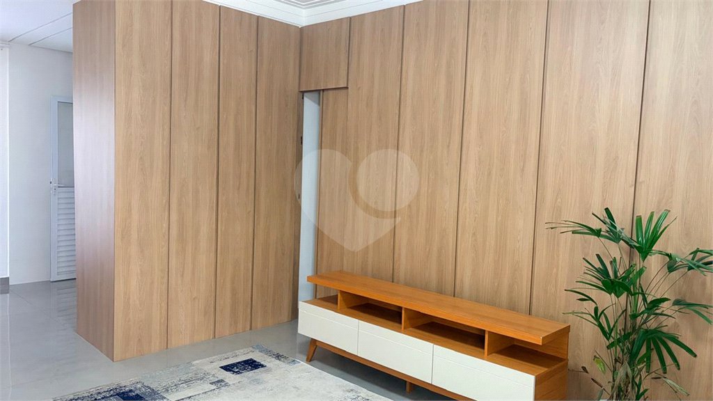Casa à venda com 3 quartos, sendo 1 suíte, no condomínio Residencial Américo de Figueiredo, Sorocaba - SP