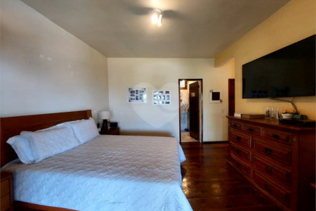 Casa à venda com 3 quartos, sendo 1 suíte, em Botafogo, Rio de Janeiro, RJ