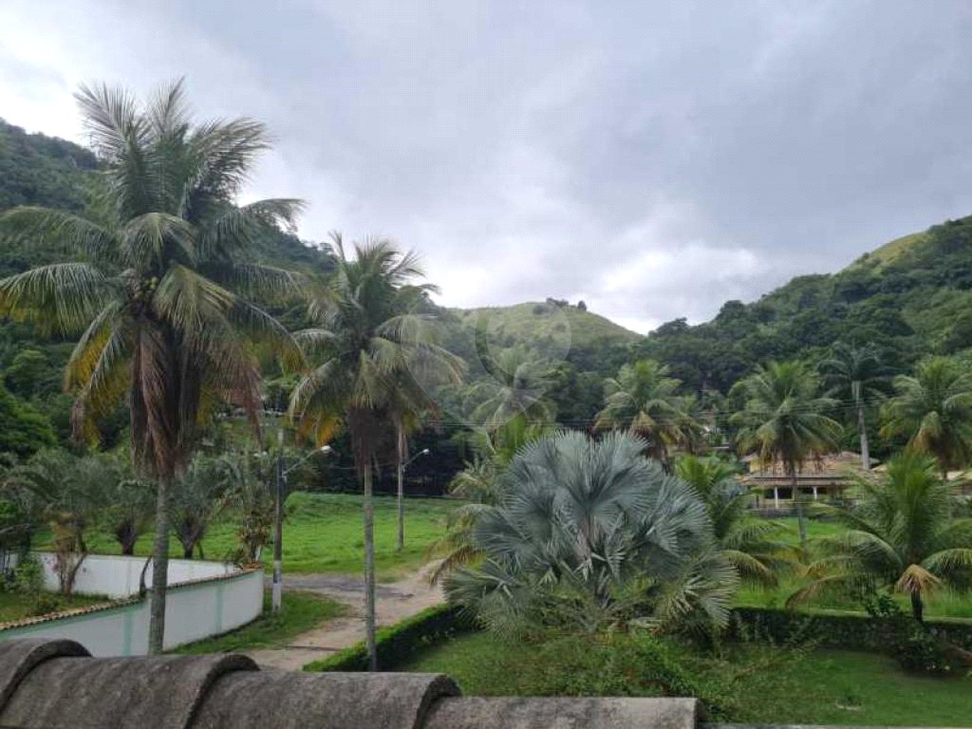 Casa à venda com 4 quartos, sendo 6 suítes, em Campo Grande, Rio de Janeiro, RJ