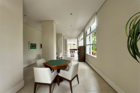 Apartamento à venda com 3 quartos, sendo 1 suíte, em Vila Gilda, Santo André, SP