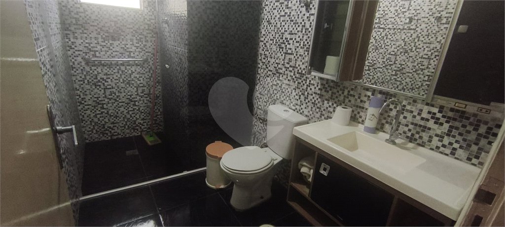 Casa à venda com 3 quartos, sendo 1 suíte,  em Jardim Vila Galvão, Guarulhos, SP