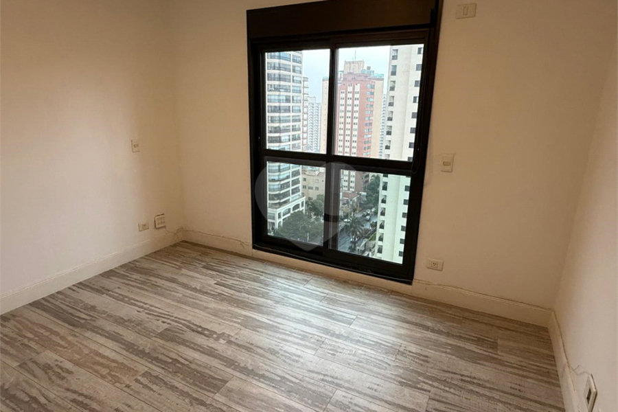 Apartamento à venda com 4 suítes em Santana, São Paulo, SP