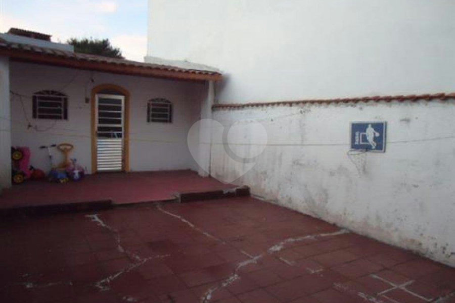 Sobrado à venda com 3 quartos, sendo 1 suíte,  em Parque Edu Chaves, São Paulo, SP