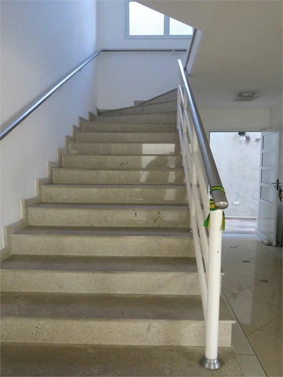 Casa à venda com 3 suítes em Vila Inah, São Paulo, SP