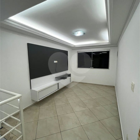 Sobrado à venda com 2 quartos, sendo 1 suíte, em Vila Ré, São Paulo, SP