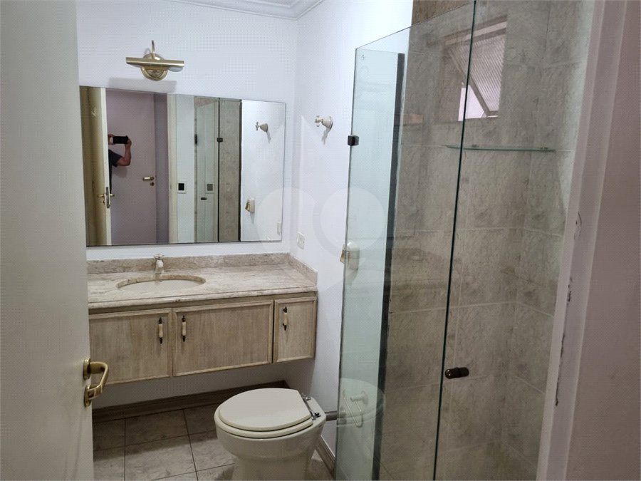Apartamento à venda ou para alugar com 3 quartos, sendo 1 suíte, em Moema, São Paulo, SP