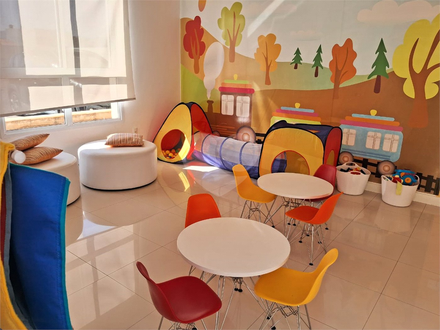 Apartamento à venda com 2 quartos, sendo 1 suíte,  no Centro, Mogi das Cruzes, SP
