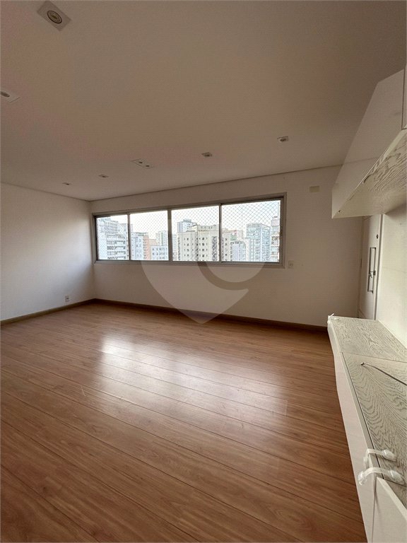 Apartamento à venda com 2 quartos, sendo 1 suíte, em Santa Cecília, São Paulo, SP
